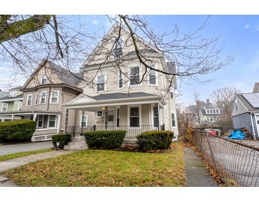 Property Photo:  273 Tremont 1  MA 02458 