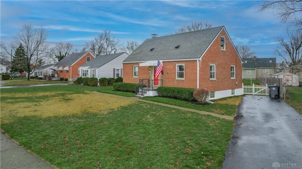 Property Photo:  1123 Long  OH 45373