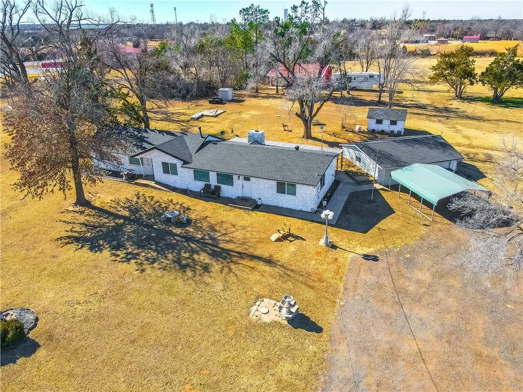 Property Photo: 2595 N Luther Road OK 73045
