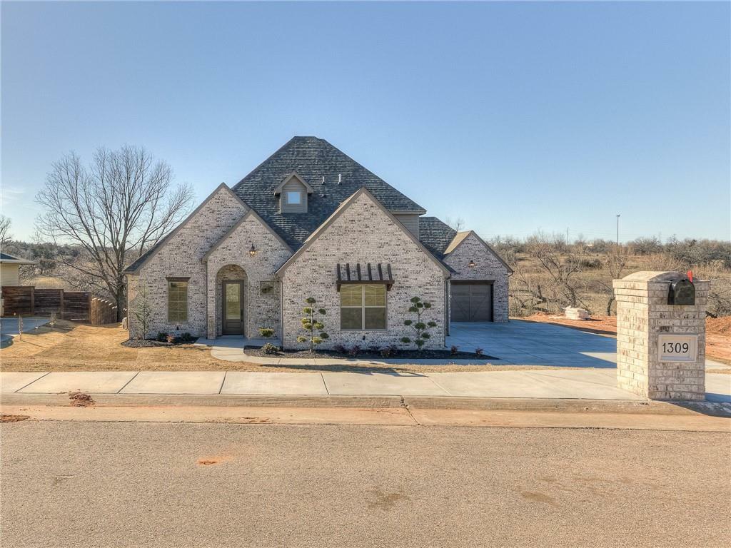 Property Photo: 1309 Sadie Creek Road OK 73034
