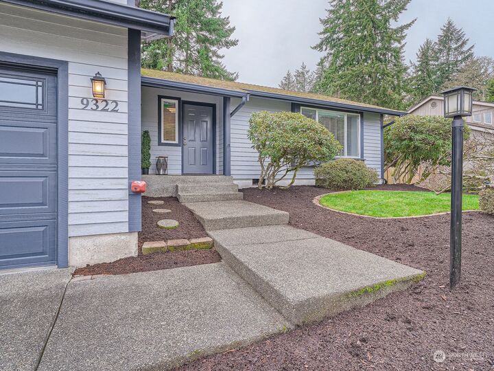 4 bed Lakewood home for sale 9322 76th Street Ct SW, Lakewood, WA 98498