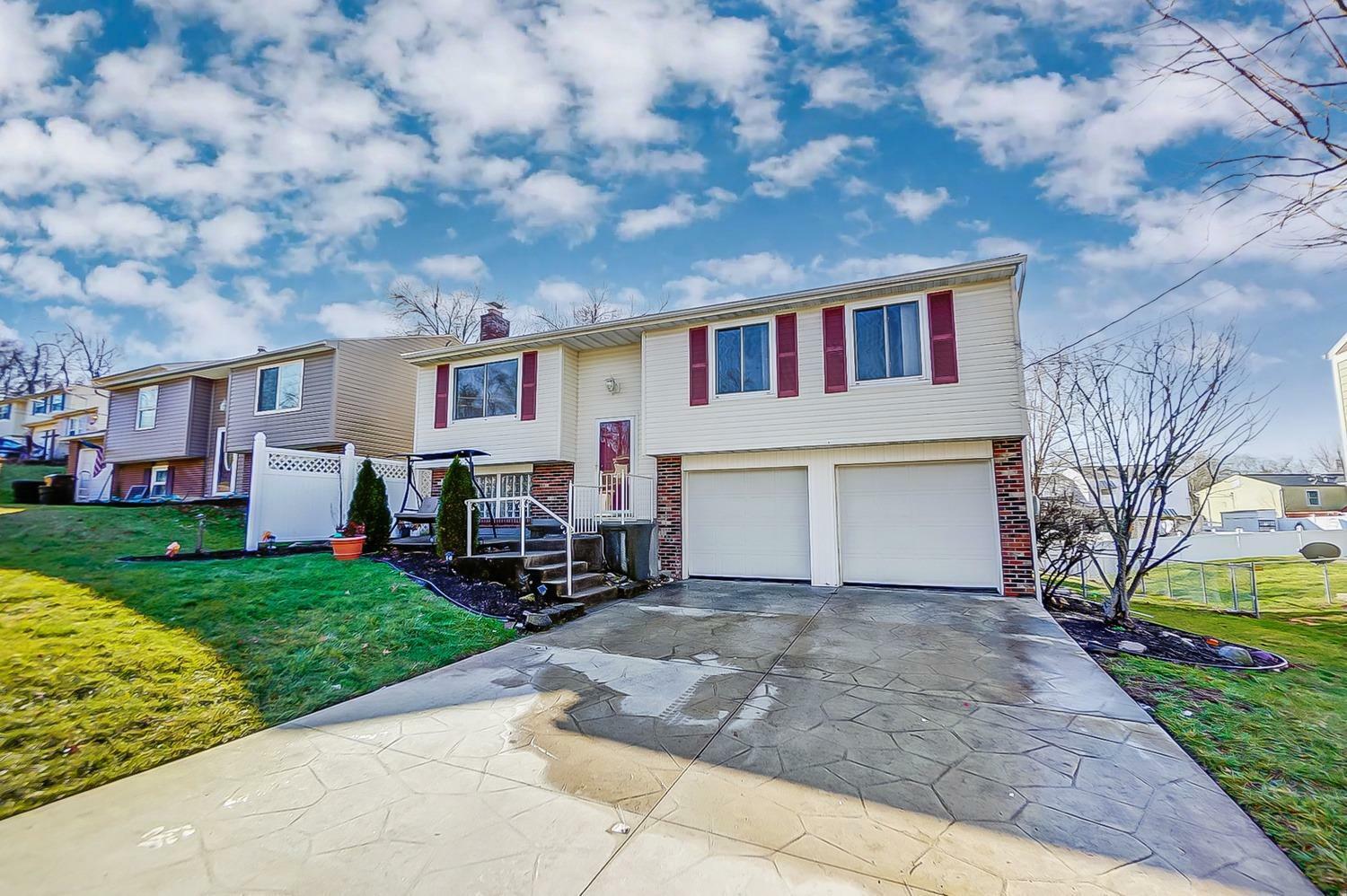 Property Photo: 5421 Boutique Ct OH 45238