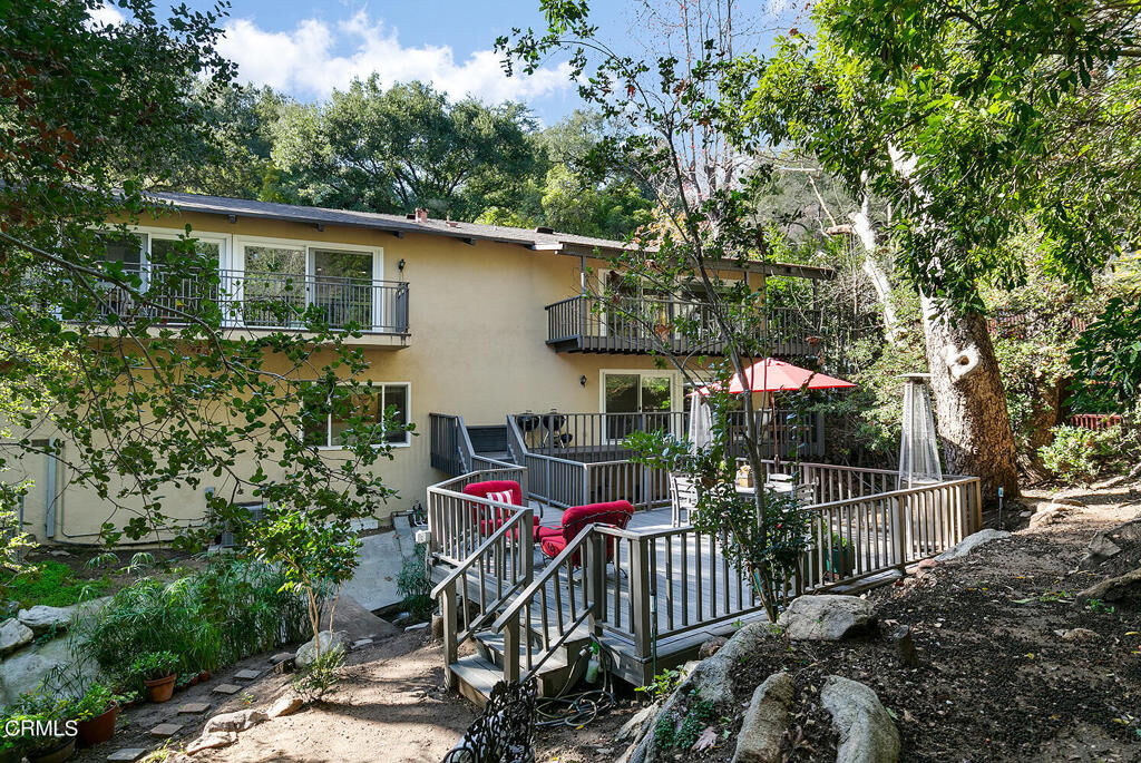 Property Photo:  1015 Flintridge Avenue  CA 91011 