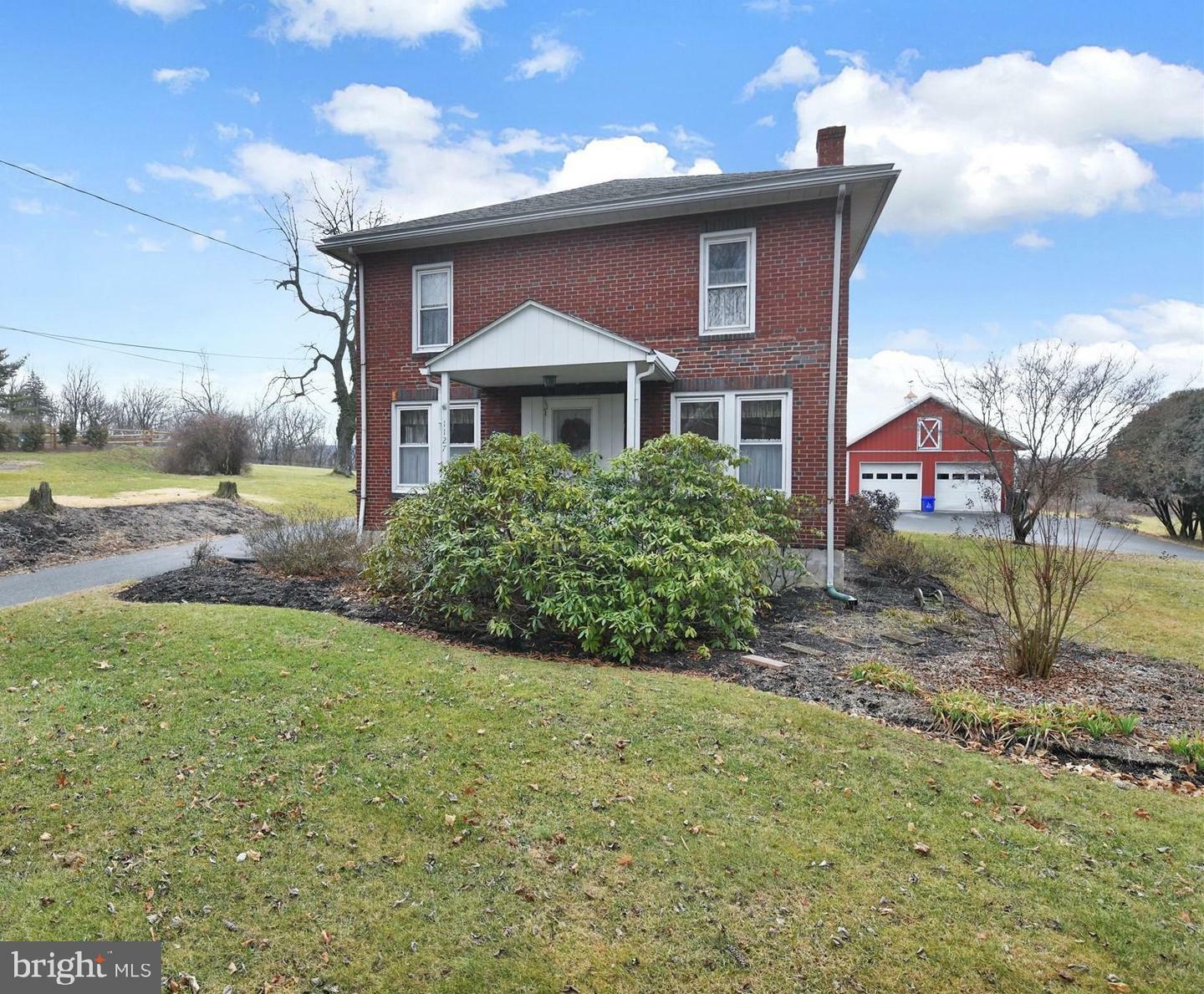Property Photo: 1127 W Leesport Road PA 19533