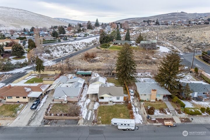 Property Photo:  315 Patrick Road  WA 98823 