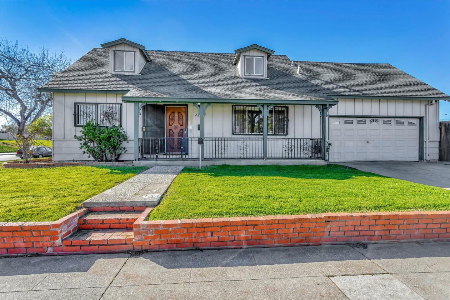 Property Photo:  2297 Tampa Way  CA 95122 