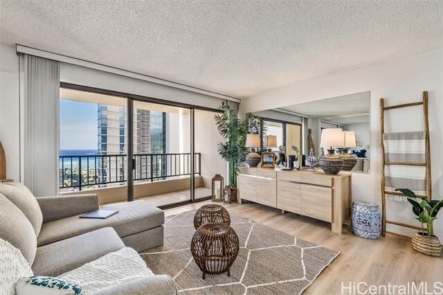 2140 Kuhio Avenue Ph 2506  Honolulu HI 96815 photo