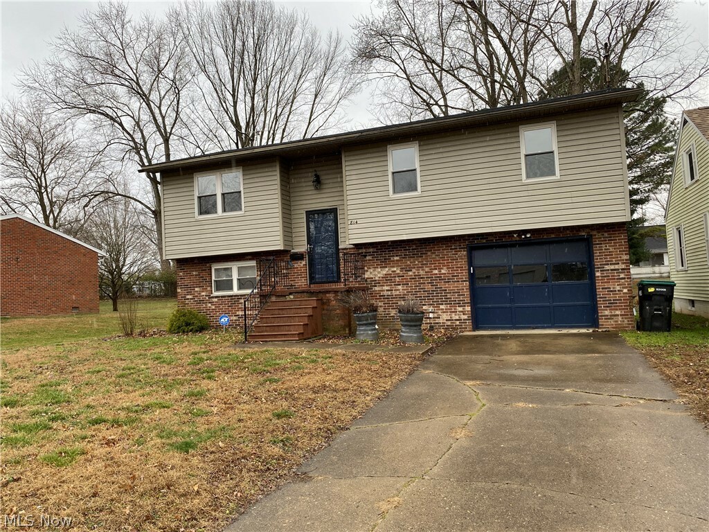 Property Photo:  814 38th Street  WV 26105 