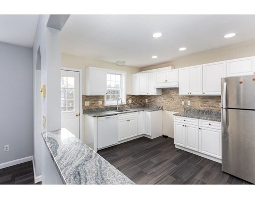 Property Photo: 8 Monticello Dr W MA 01603