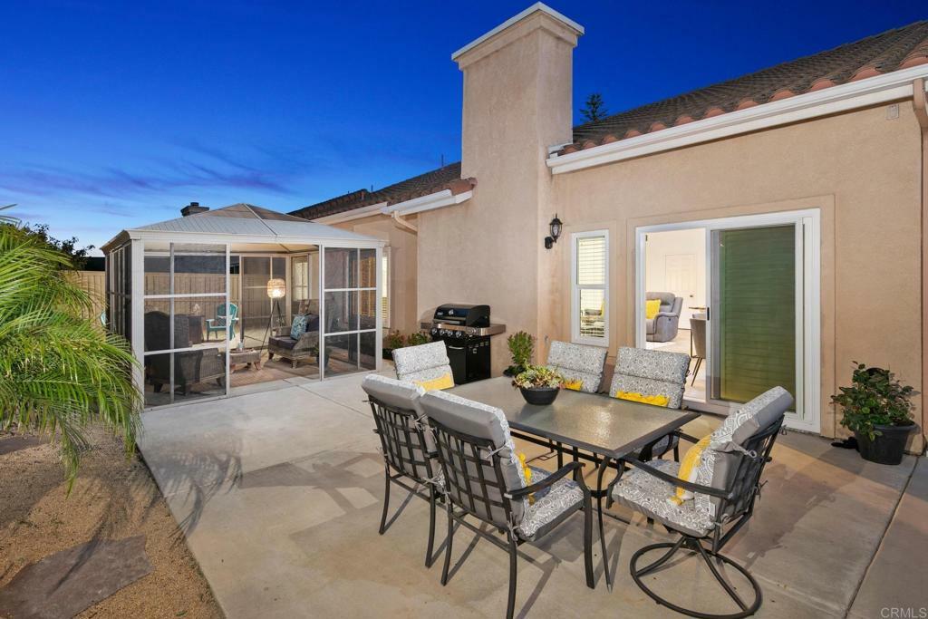 Property Photo:  496 Christina Ct  CA 92058 