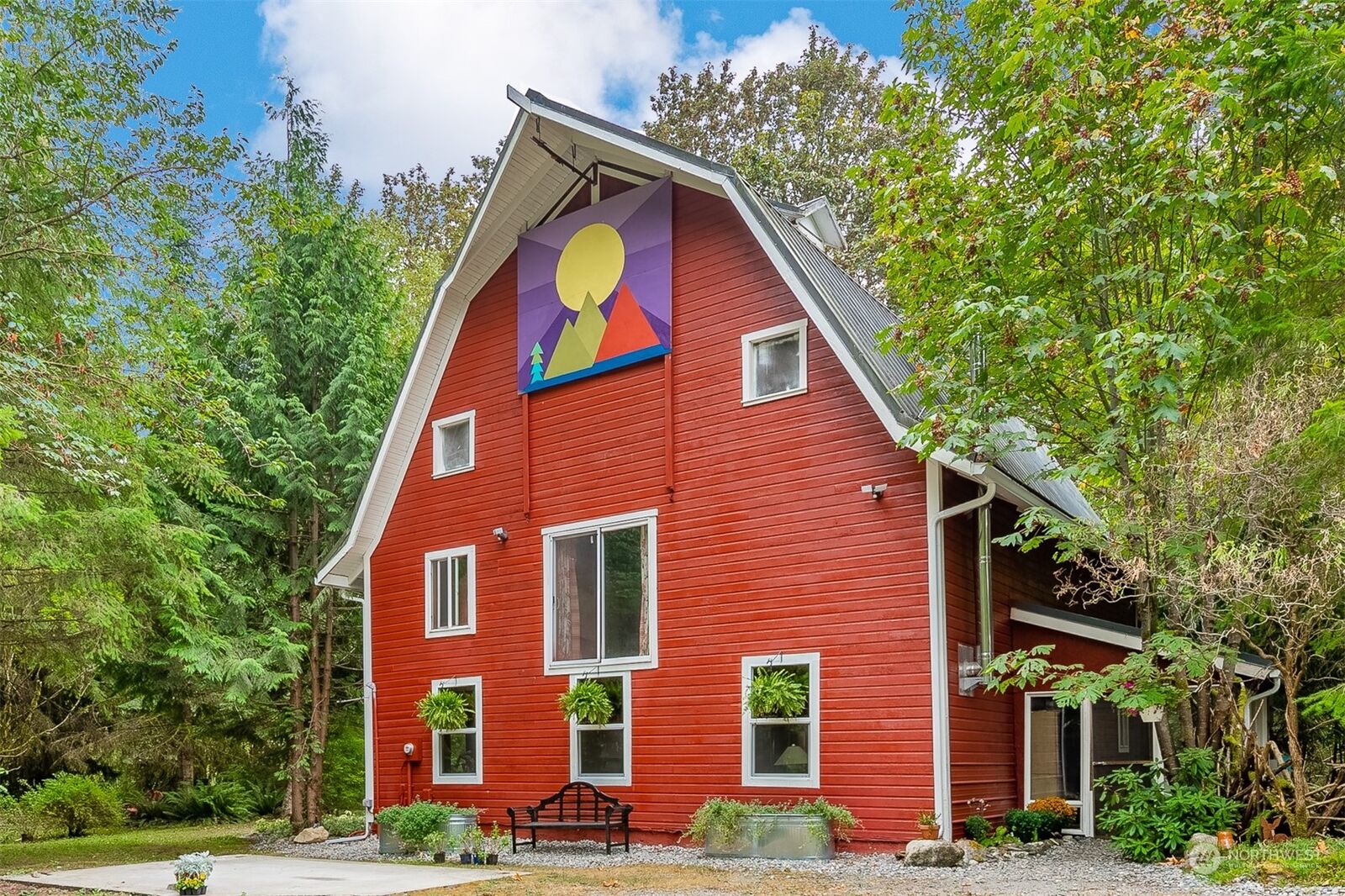 Property Photo: 47424 State Route 20 WA 98237