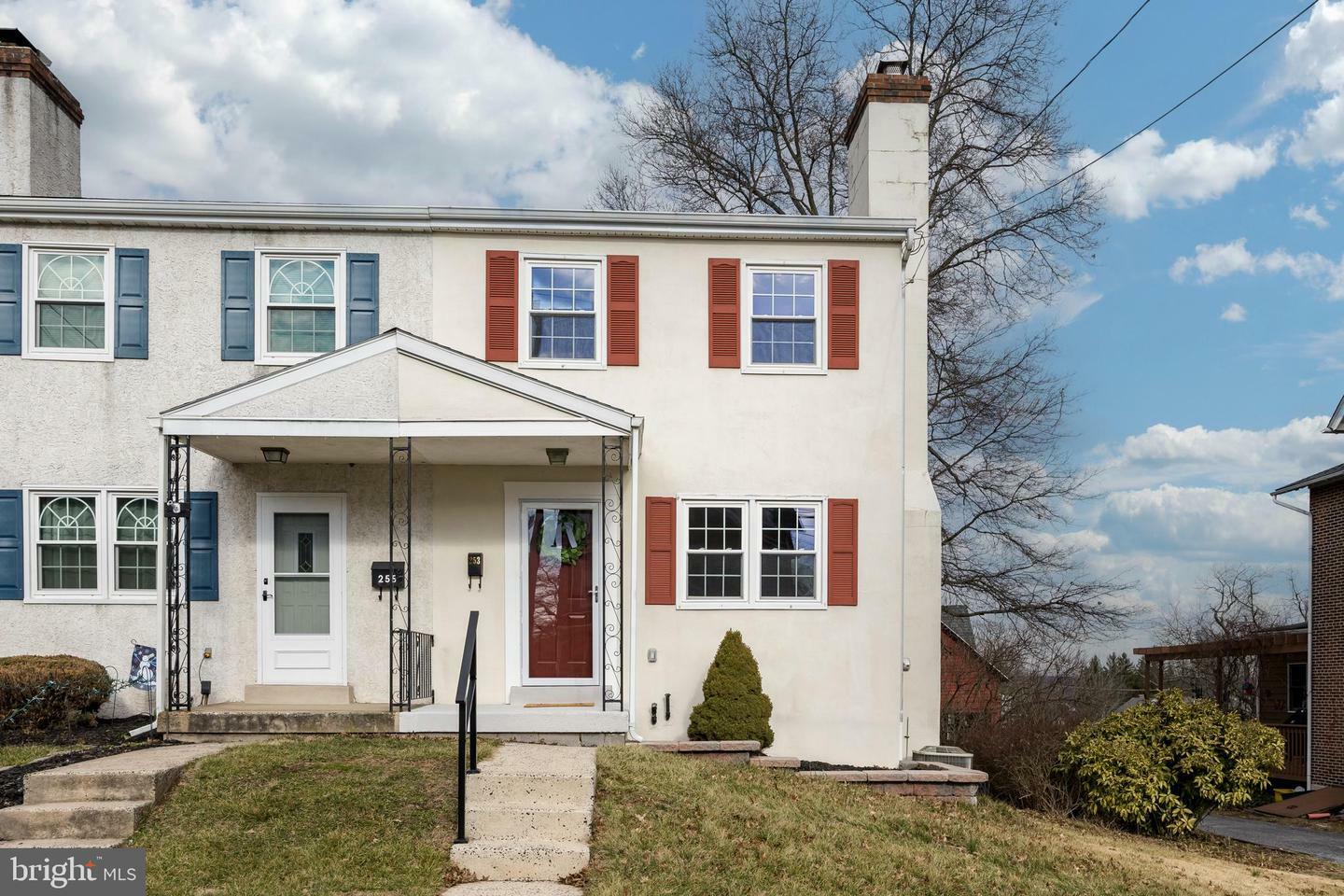 Property Photo:  253 Chestnut Street  PA 19475 