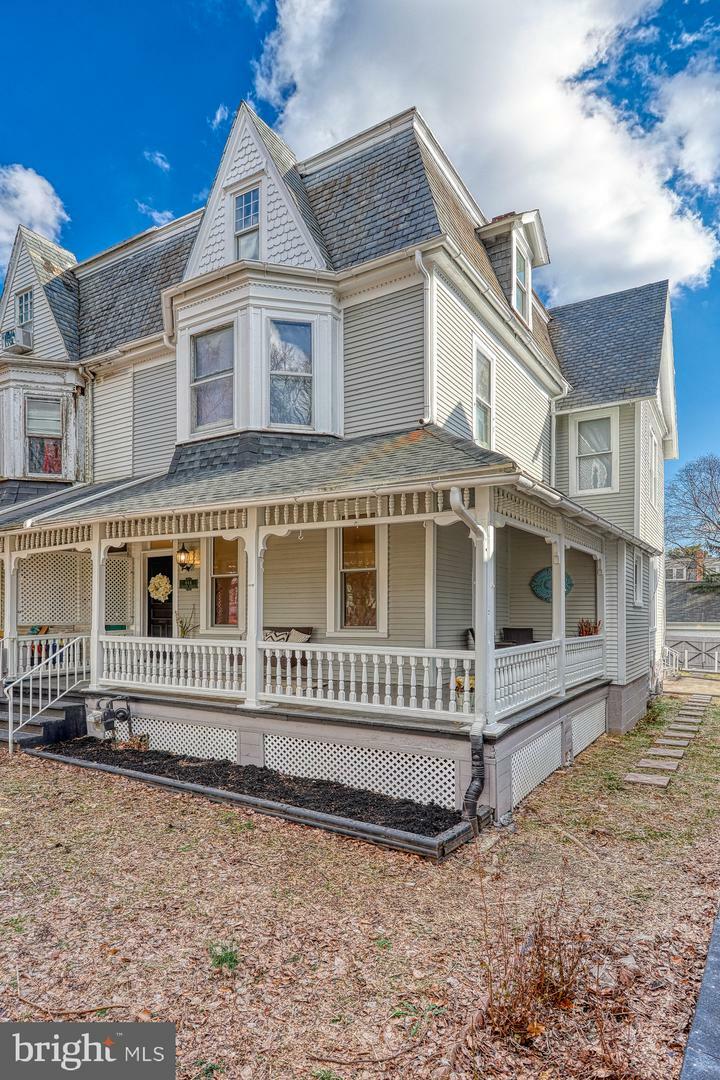 Property Photo:  444 Lincoln Street  PA 17401 