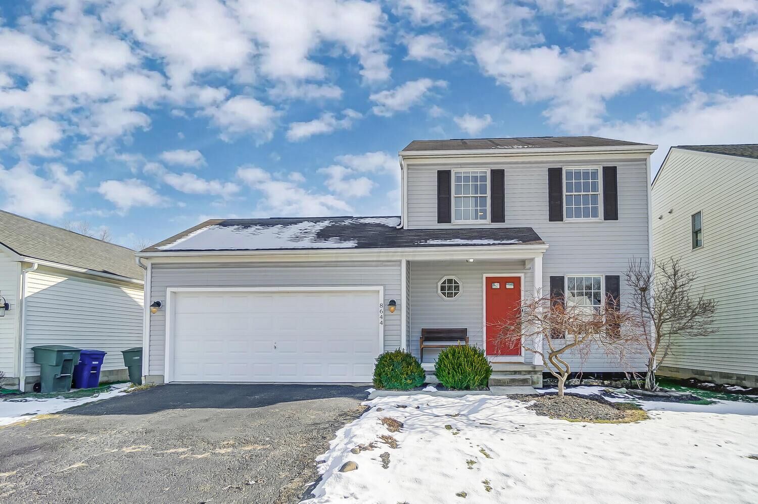 Property Photo:  8644 Olenbrook Drive  OH 43035 