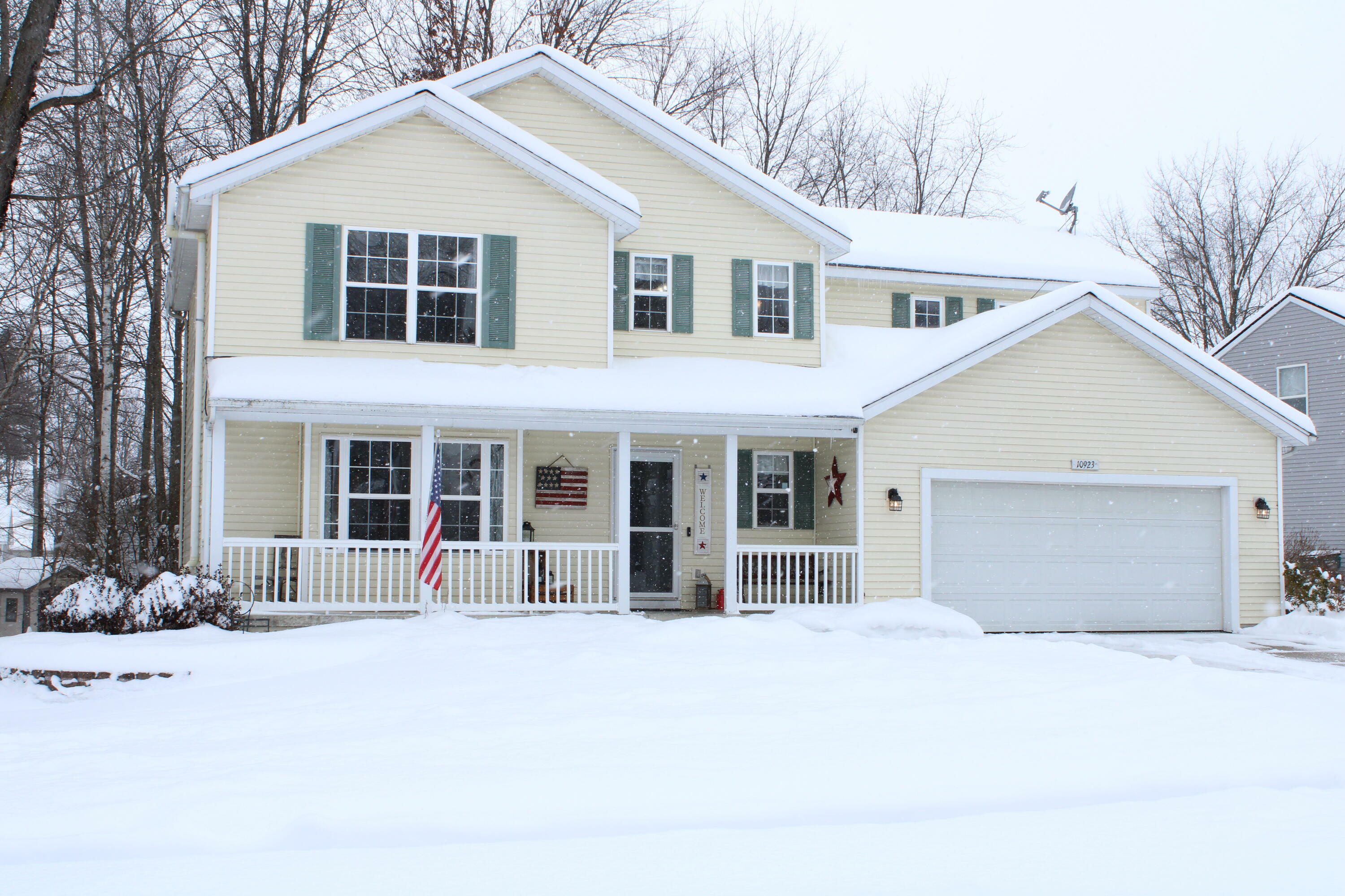 Property Photo:  10923 Skylane Court  MI 49401 