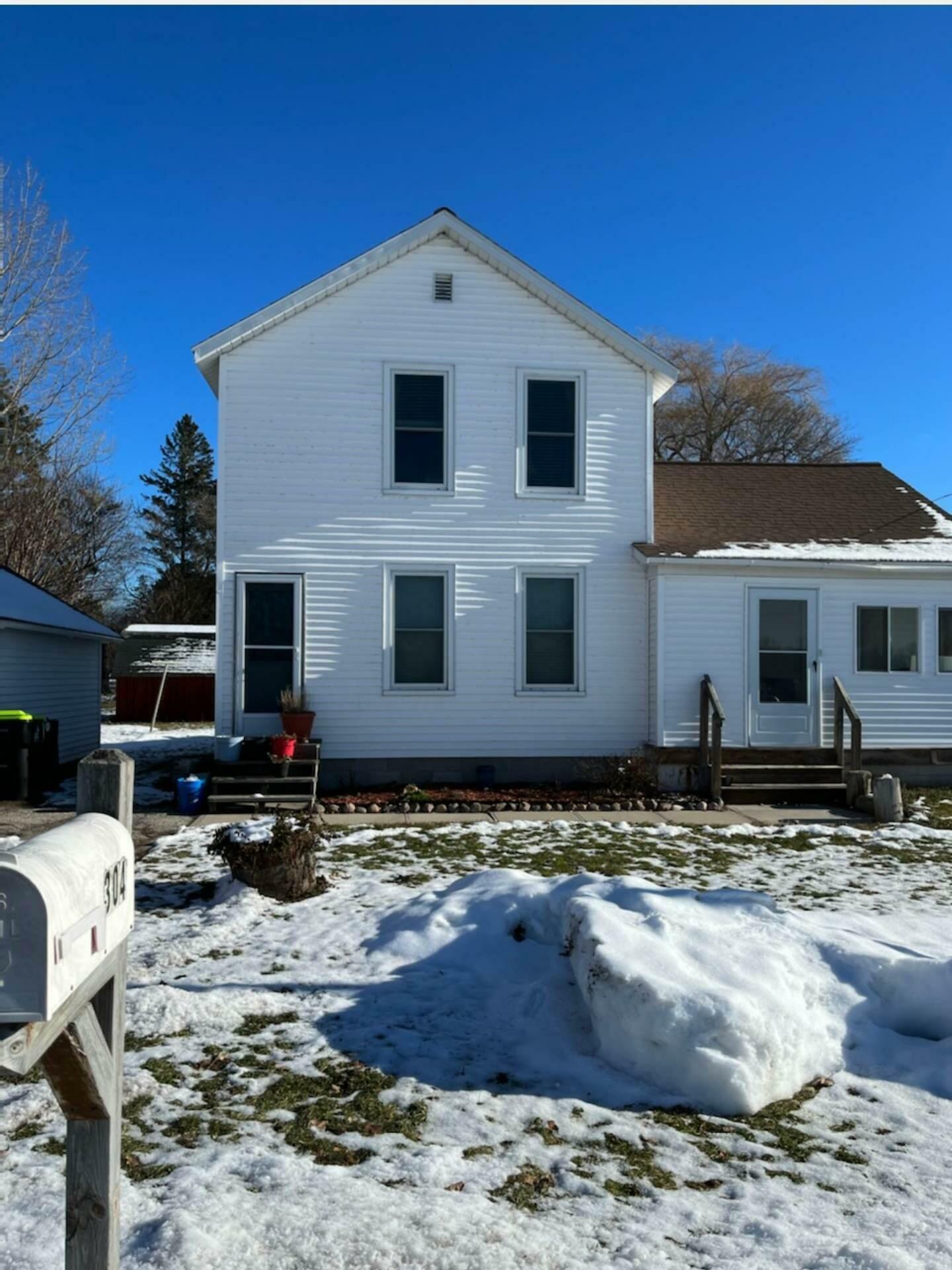 Property Photo:  304 South Street  MI 49721 