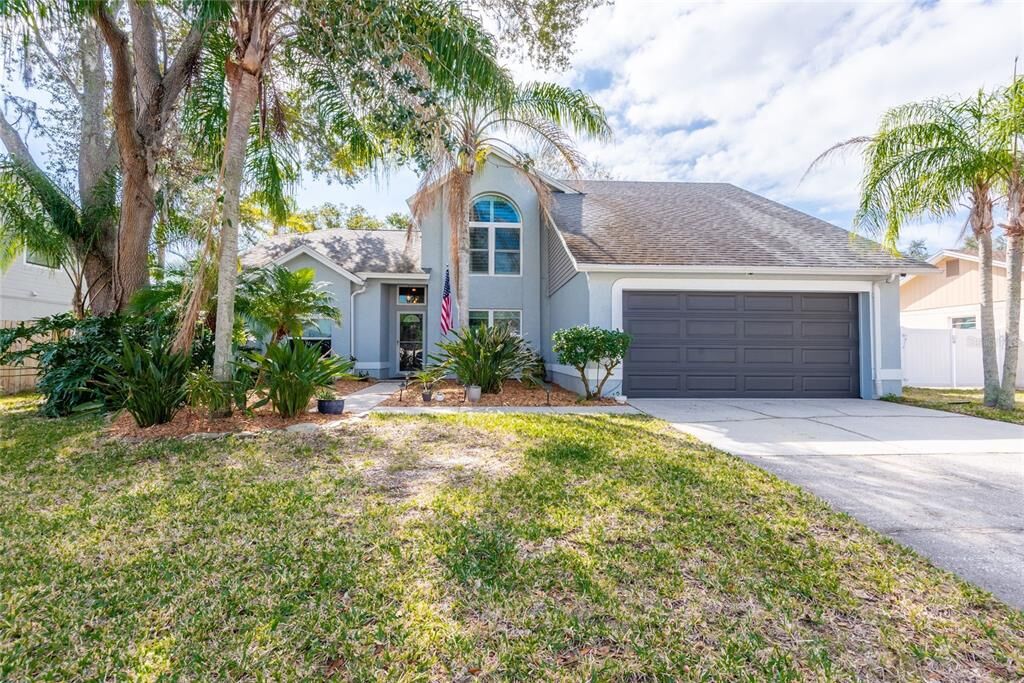 Property Photo:  12411 Pathway Court  FL 33569 
