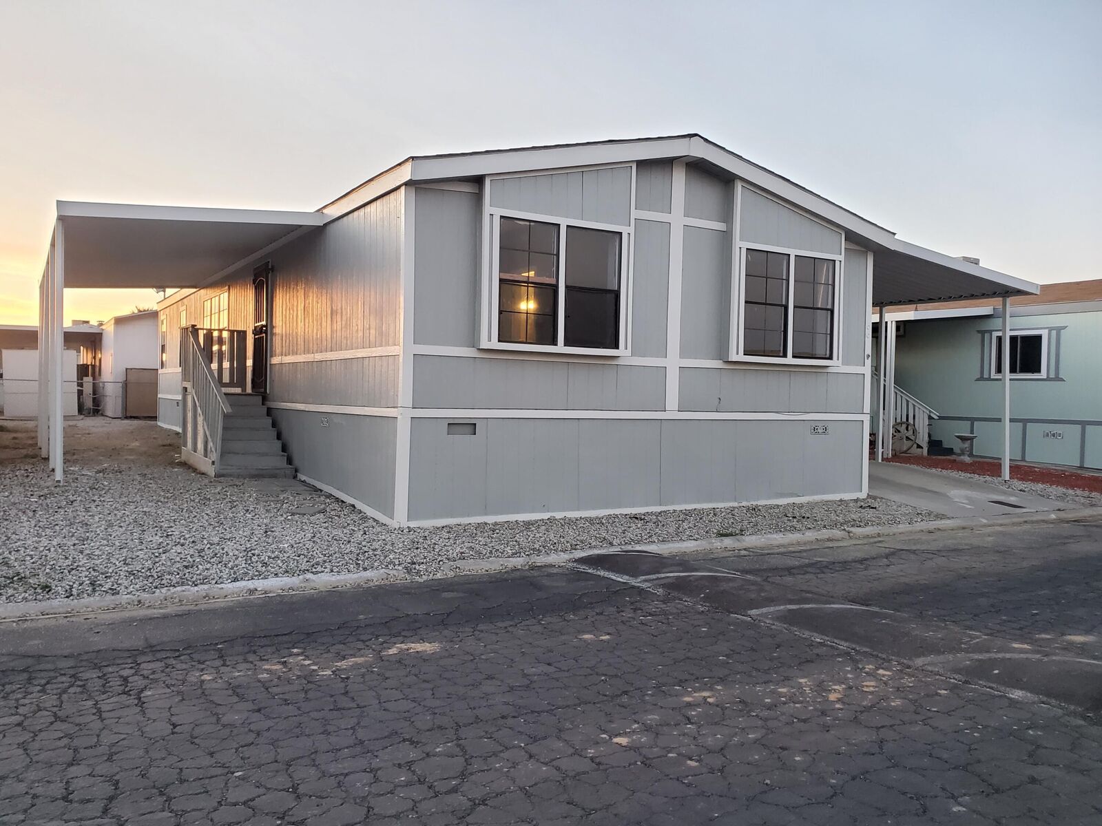 Property Photo: 1550 20th Street West 66 CA 93560