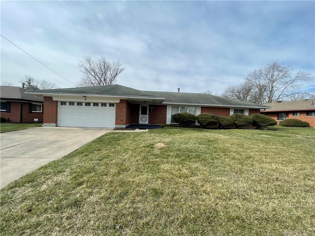 Property Photo: 2651 Marchmont Drive OH 45406