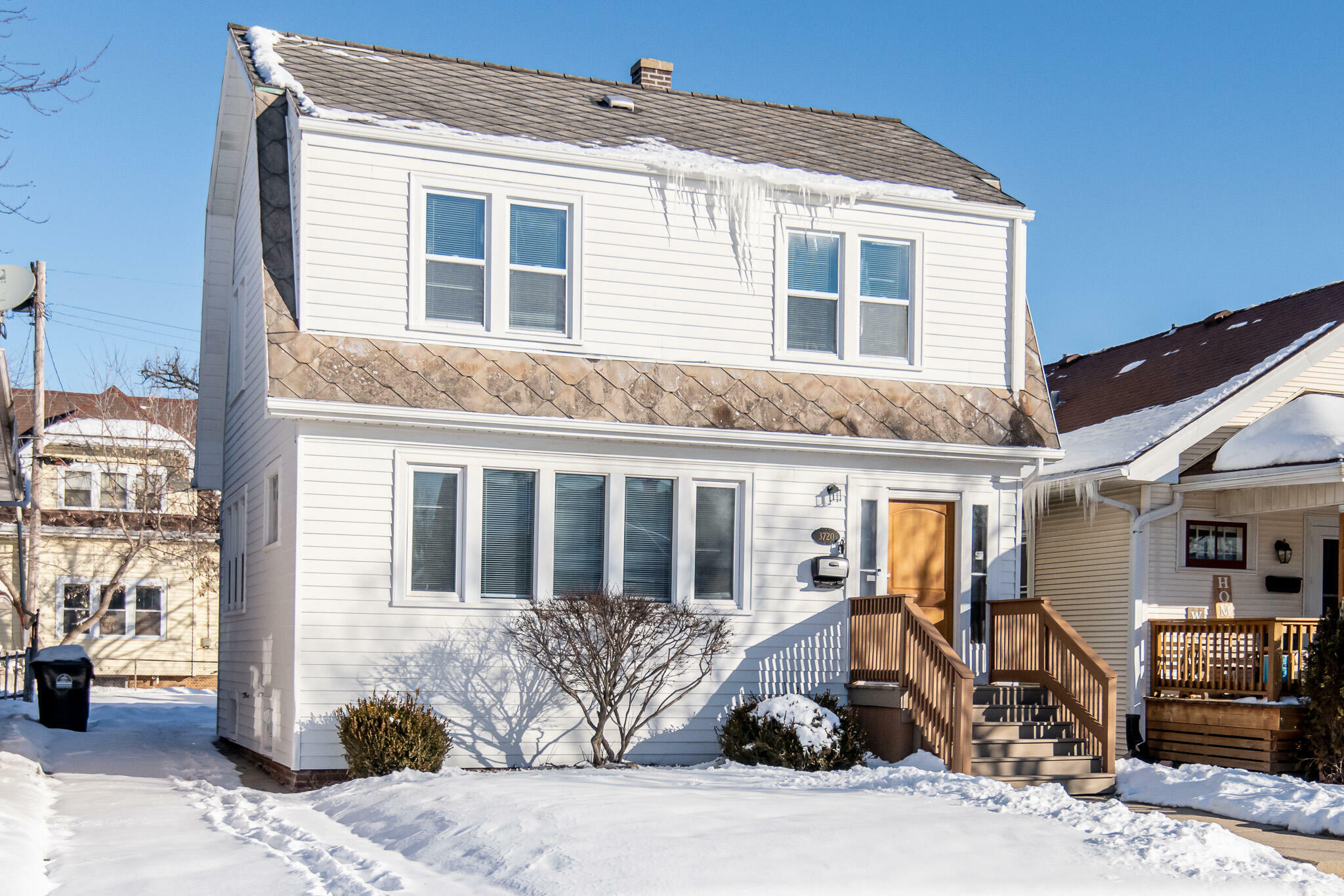 Property Photo: 3720 Haven Ave WI 53405