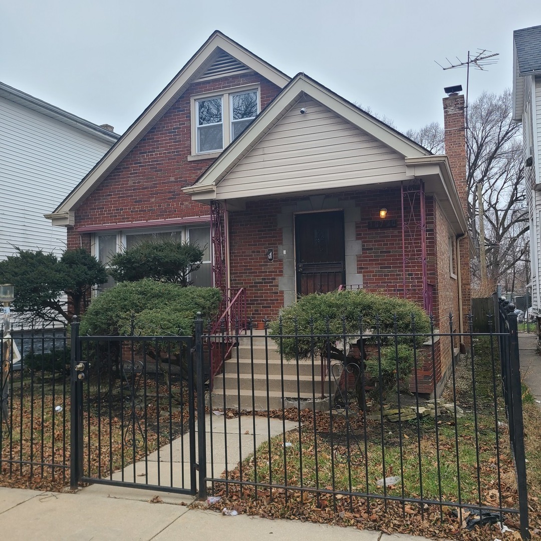 Property Photo:  10720 S Indiana Avenue  IL 60628 