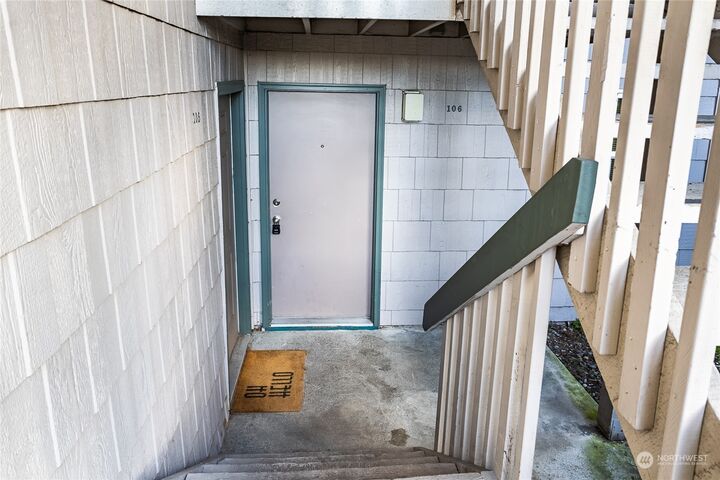 Property Photo:  33020  17th Place S B106  WA 98003 