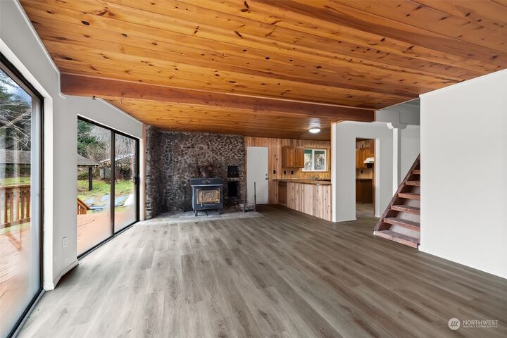 Property Photo:  153 Lund Road  WA 98537 