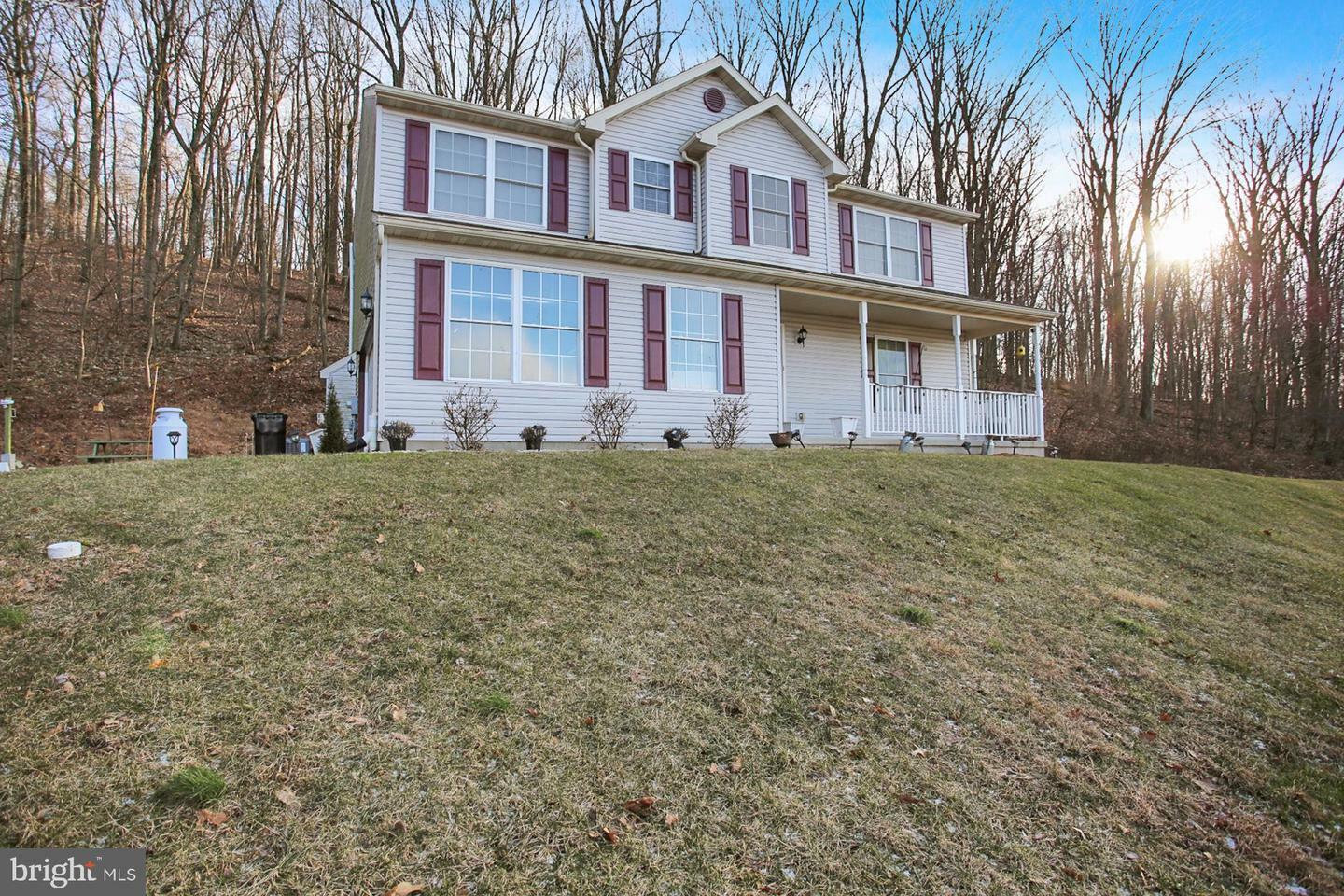 Property Photo:  417 Acer Drive  PA 19510 