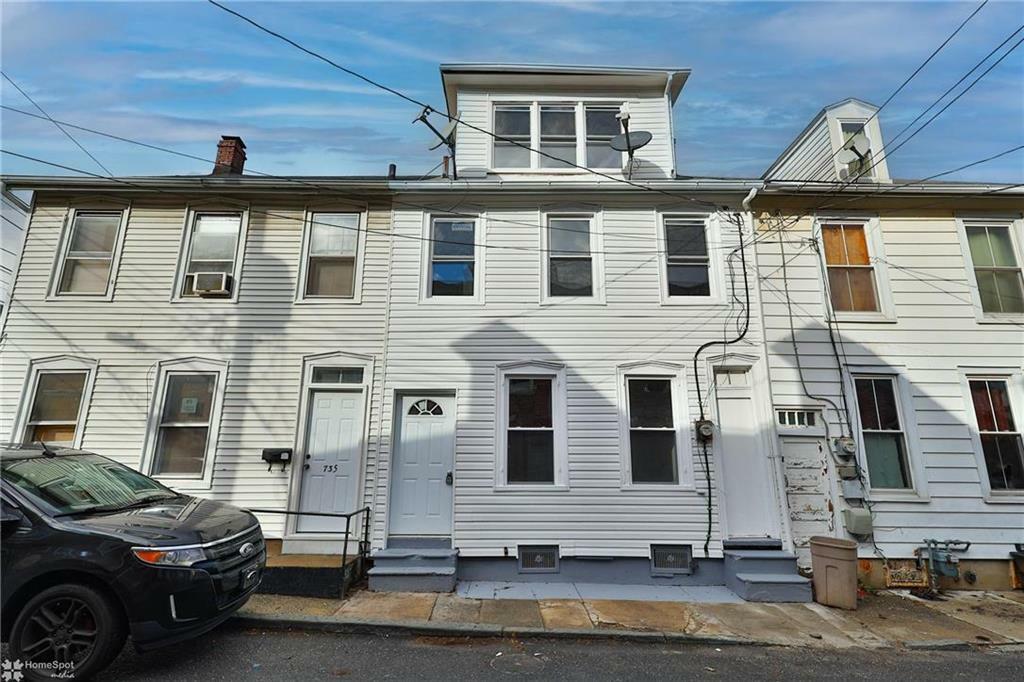 Property Photo:  733 Mulberry Street  PA 18102 