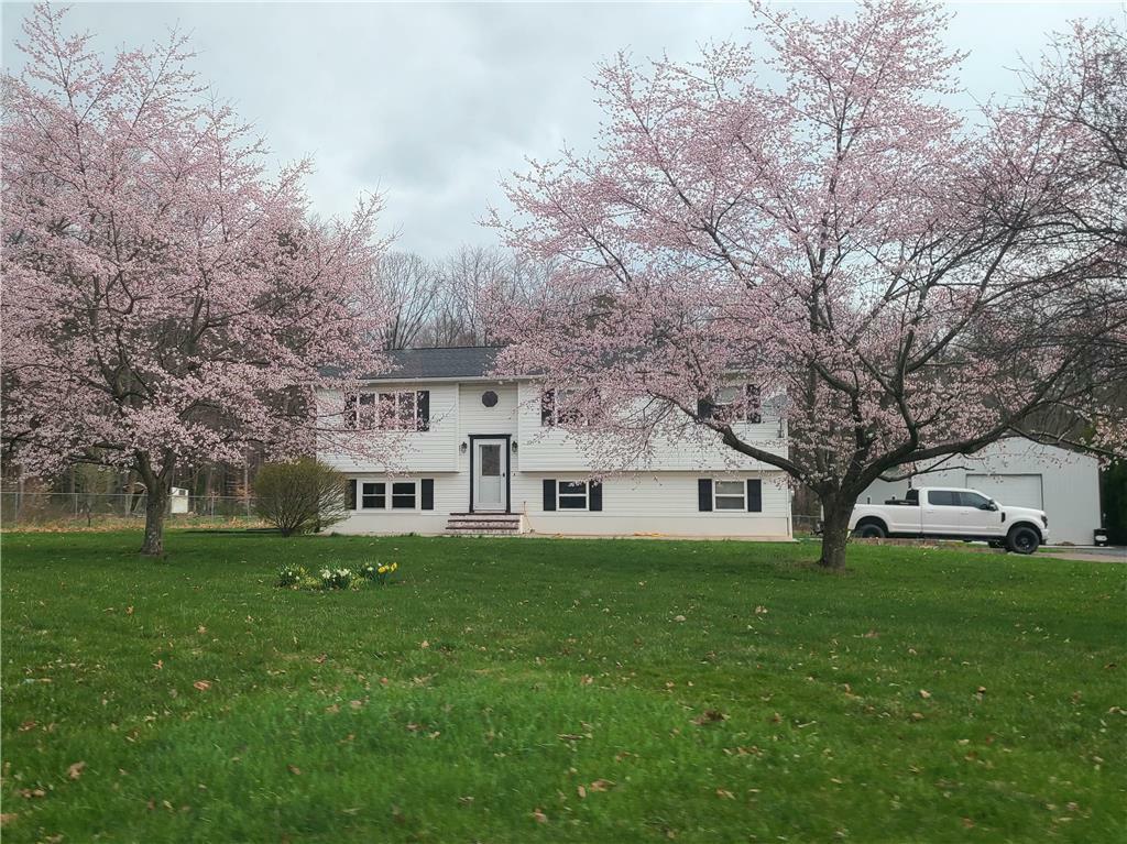 Property Photo:  703 Blue Ridge Road  PA 18353 