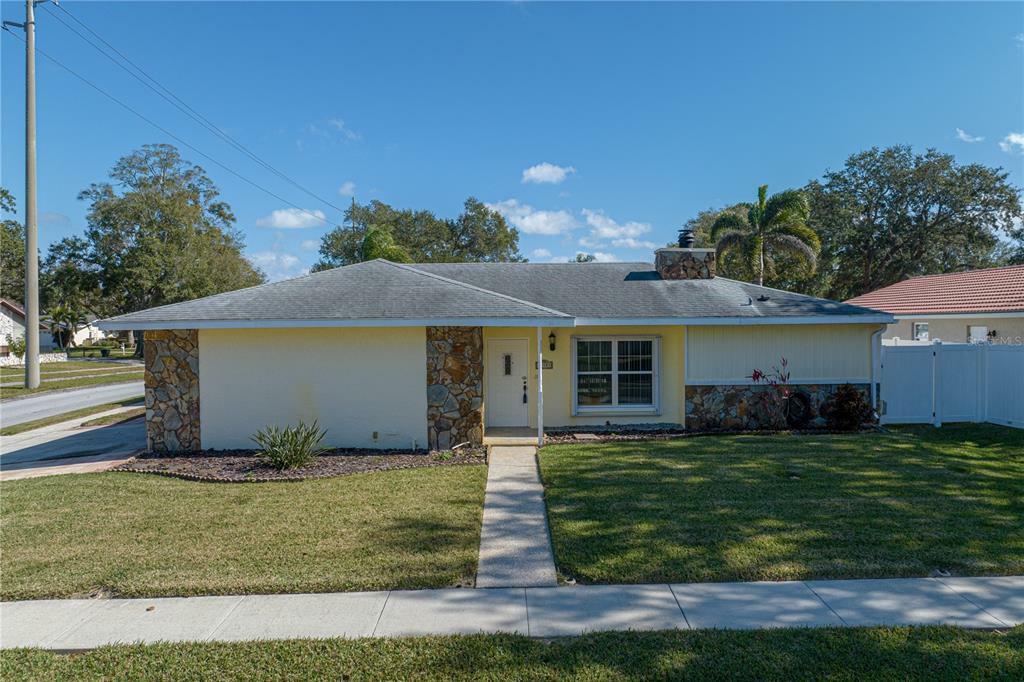 Property Photo:  12593 116th Street  FL 33778 