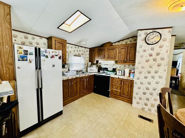 Property Photo:  359 Bascom Road  NH 03773 