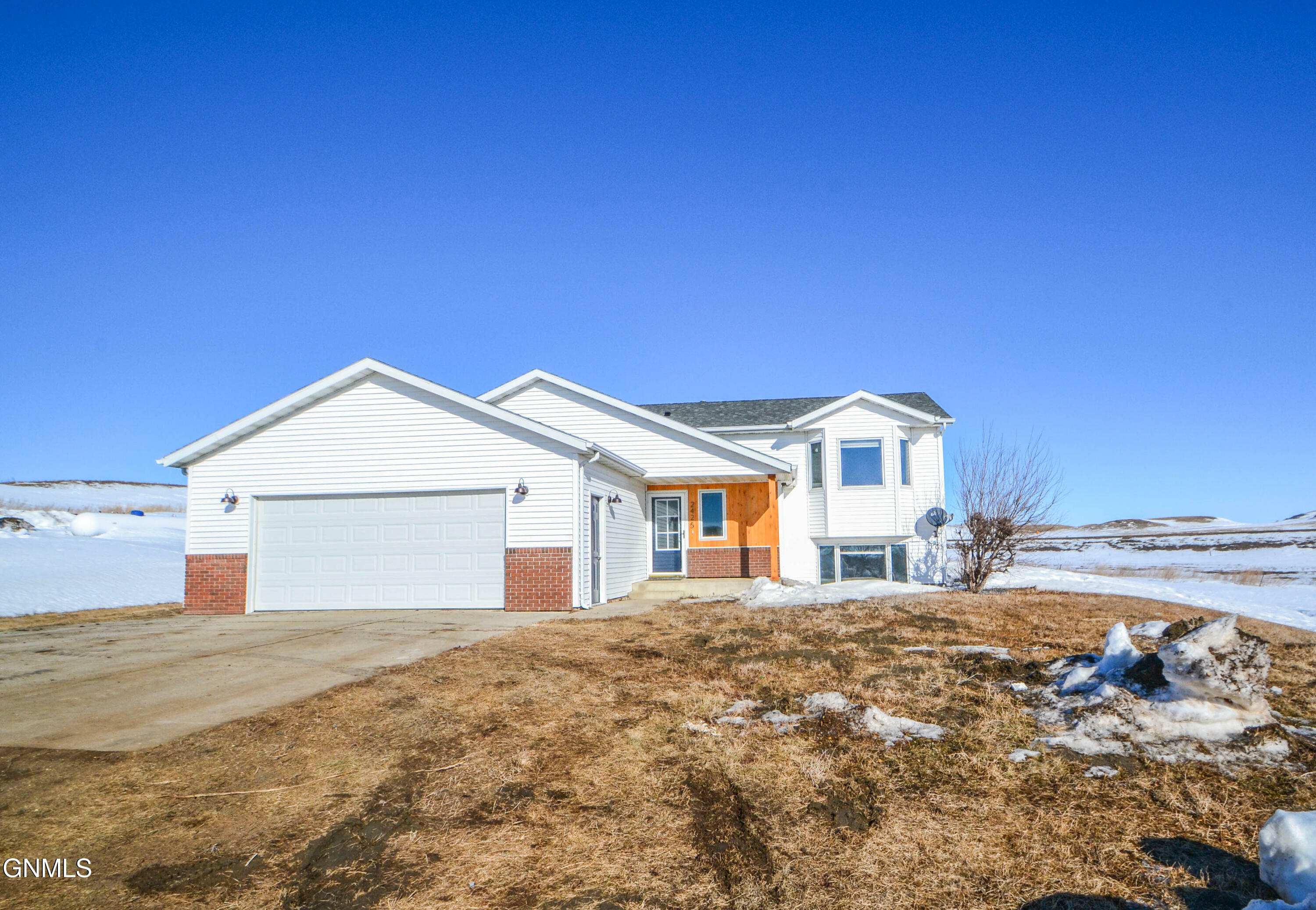 2425 High Country Drive N  Mandan ND 58554 photo