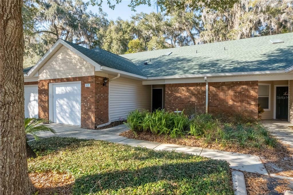 Property Photo:  13200 W Newberry Road V123  FL 32669 