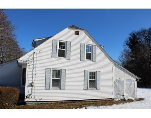 Property Photo:  208 Fairview St W  MA 01301 