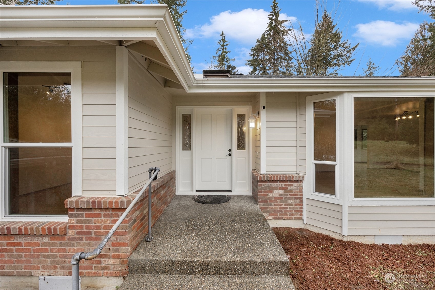 Property Photo:  12929 275th Avenue NE  WA 98019 