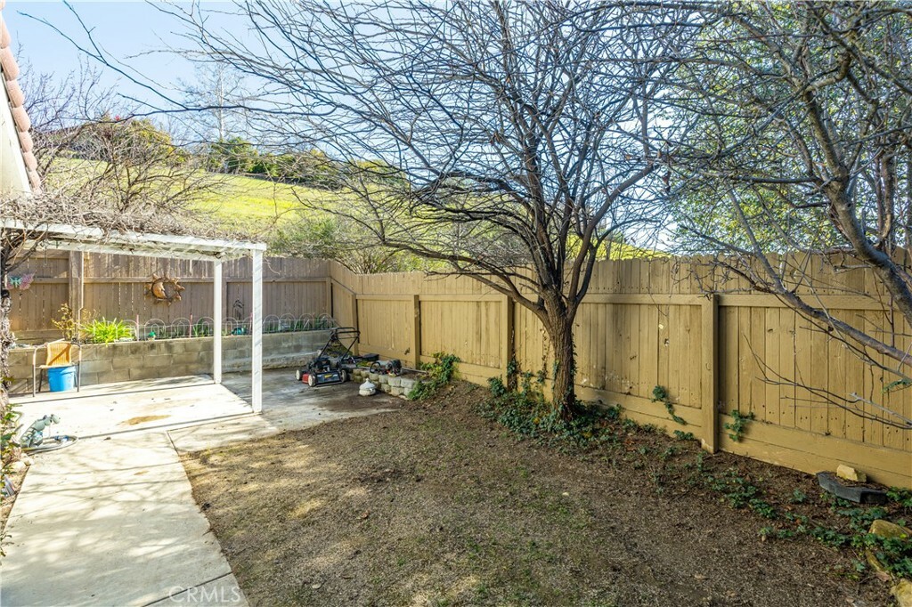 Property Photo:  1312 Fire Thorn Lane  CA 93446 