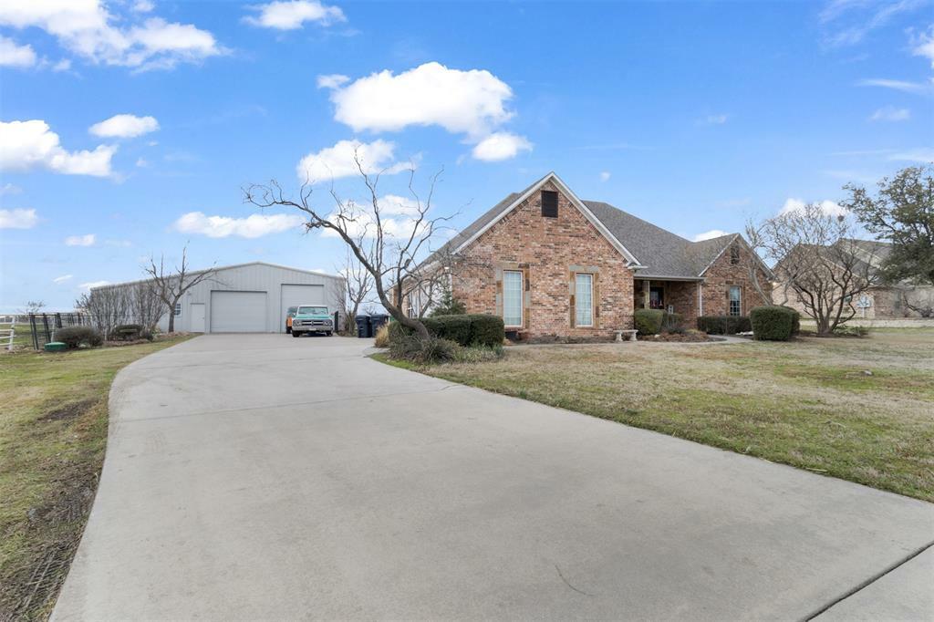 Property Photo:  6220 Milam Ridge  TX 76266 