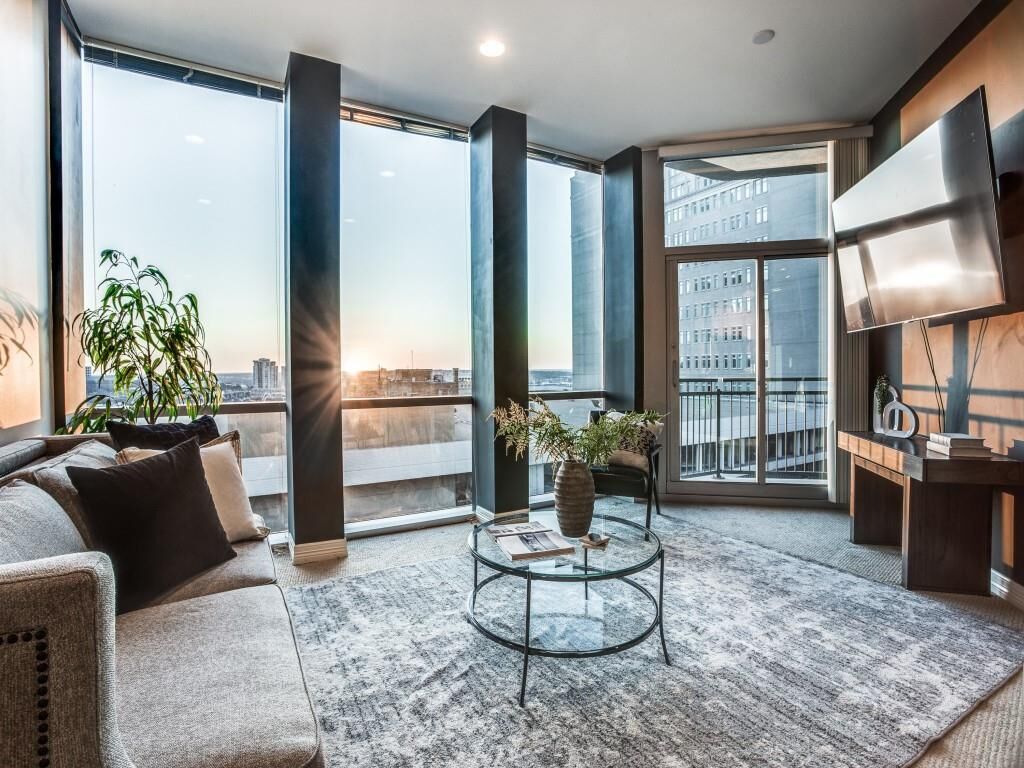 Property Photo:  500 Throckmorton Street 806  TX 76102 