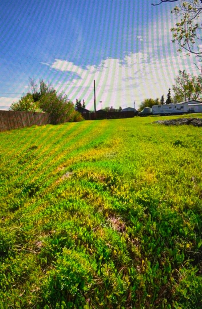 Property Photo: 4731 53 Street AB T0H 3A0