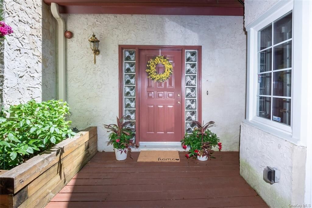 Property Photo: 20 Springhurst Park NY 10522
