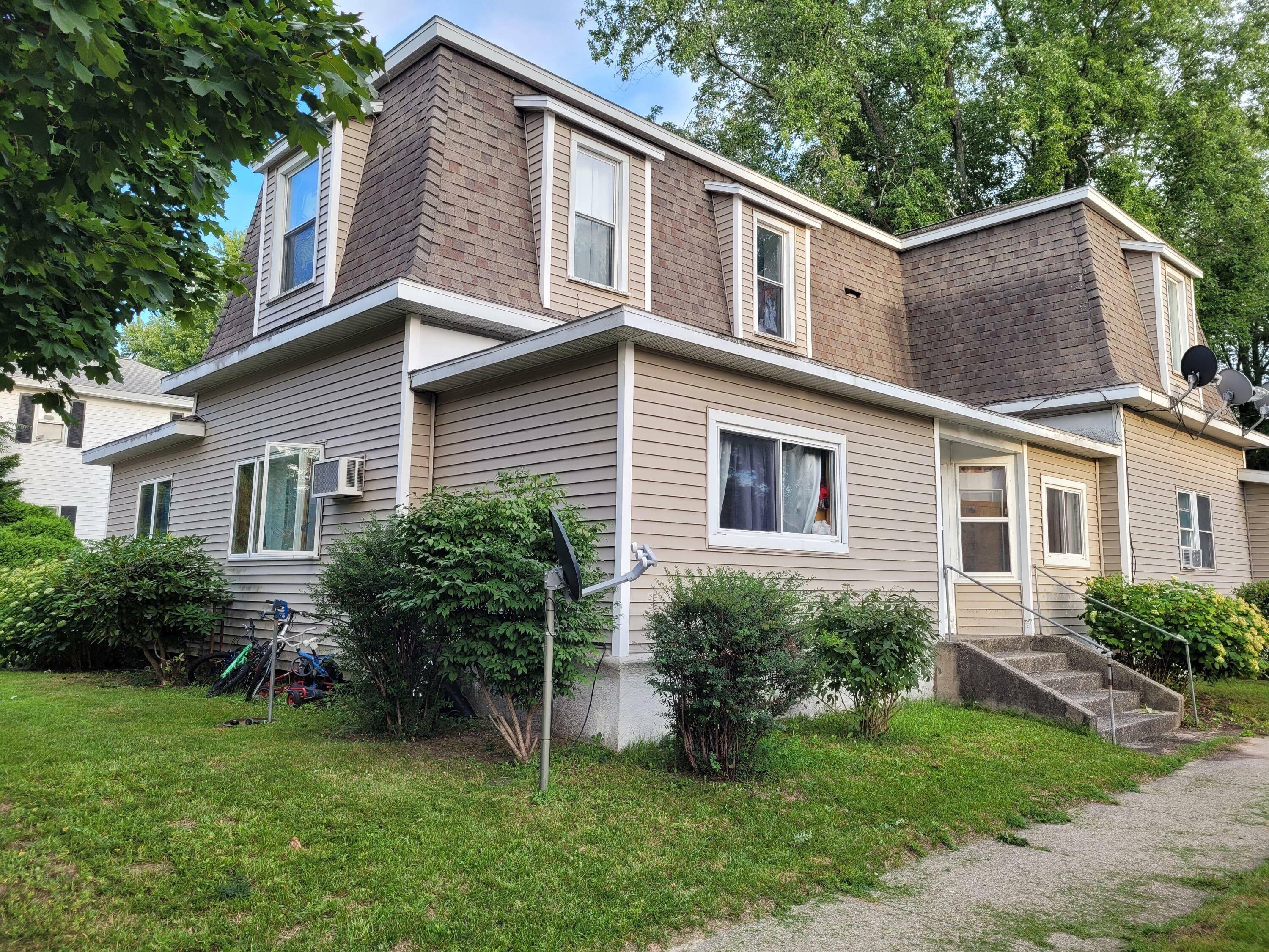 Property Photo:  104 Hart Street  MI 49420 