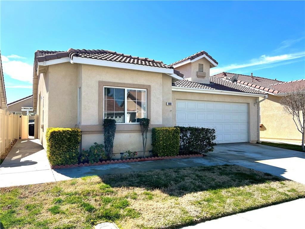 Property Photo:  808 Camino De Plata  CA 92583 