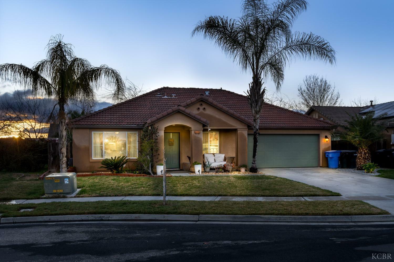 Property Photo:  2374 Riesling Avenue  CA 93230 