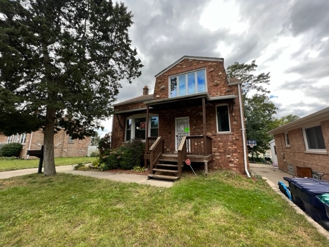 Property Photo: 8820 S Rockwell Avenue IL 60805