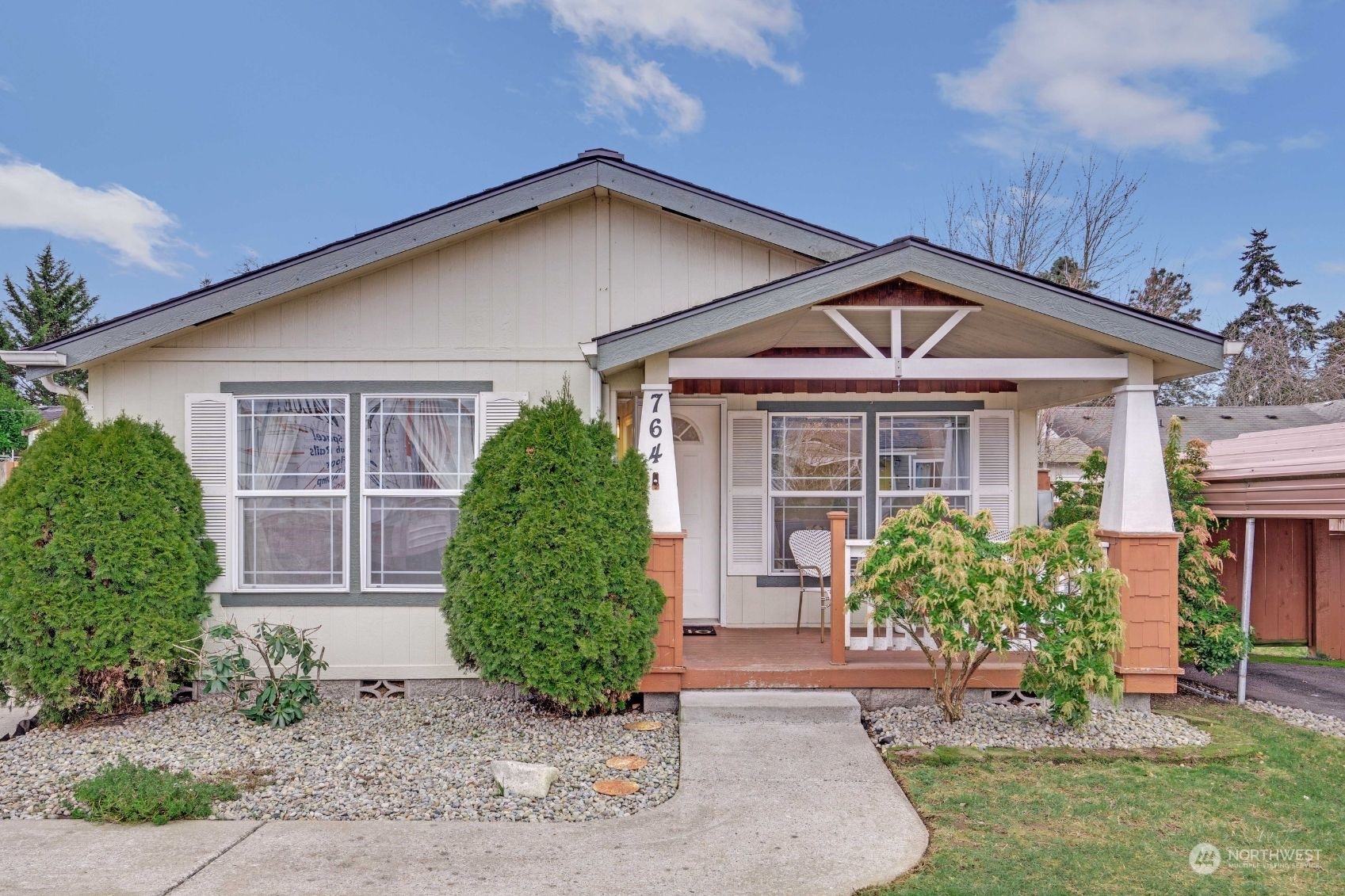 Property Photo:  764 Lafayette Street S  WA 98444 