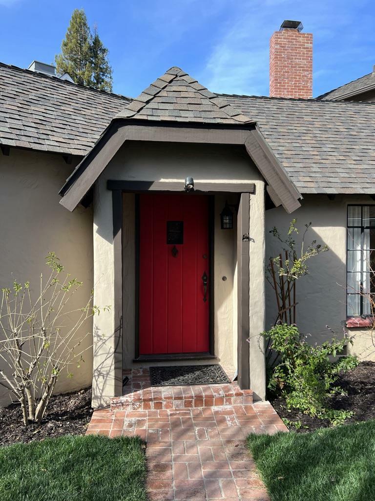 Property Photo: 252 Arbor Road CA 94025