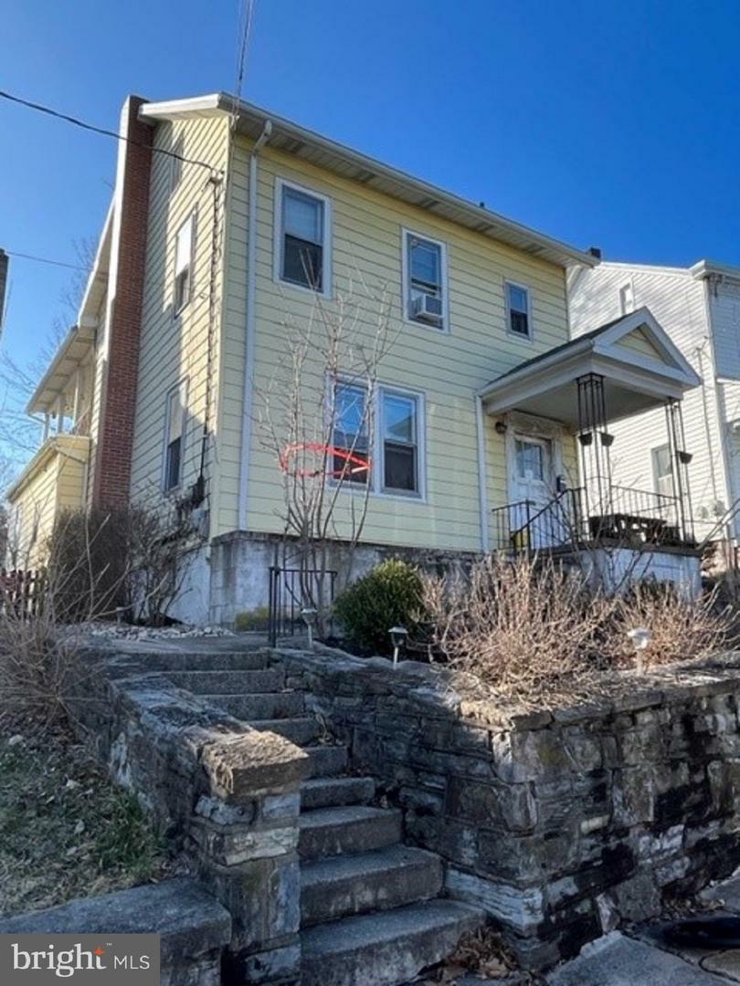Property Photo: 76 Chestnut Street PA 19540