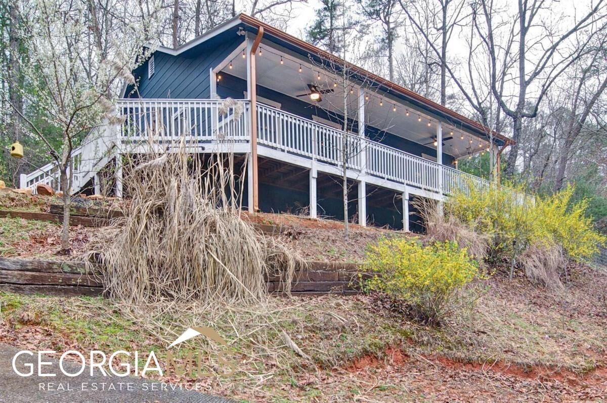 Property Photo:  968 Summit Lane  GA 30540 