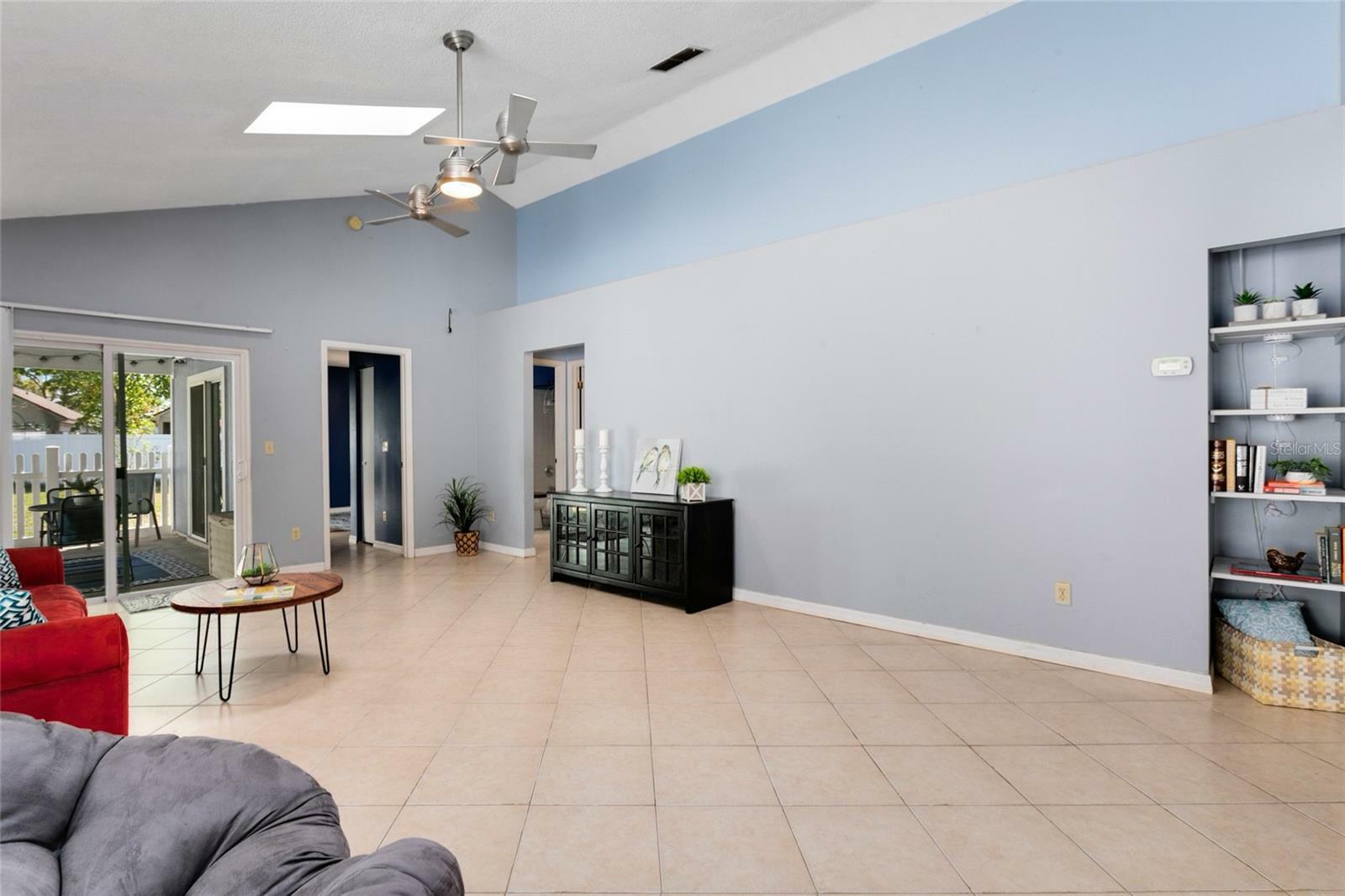 Property Photo:  114 Edgewater Circle  FL 32773 